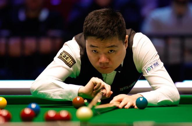 与此同时 与此同时